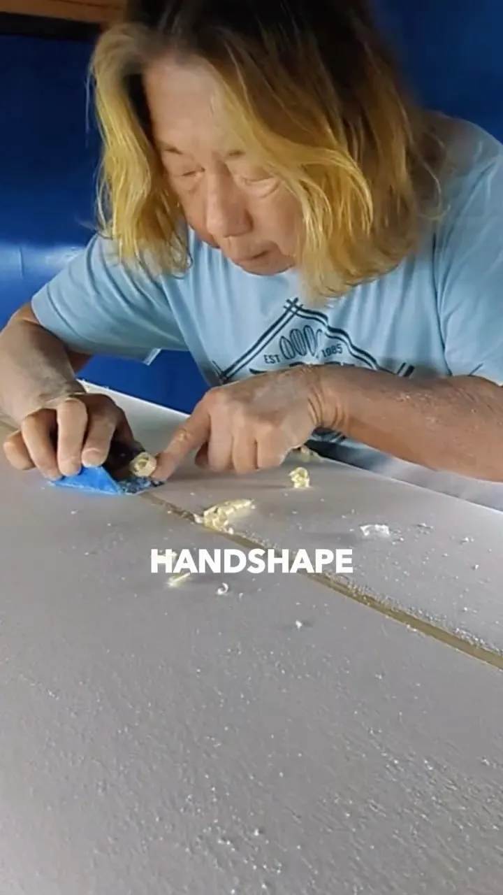 ロングボード9‘8“ が完成するまで、YouTubeにパート...